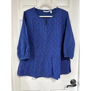 Isaac Mizrahi Live! Medium Eyelet Knit Mixed Blouse Royal Navy NEW